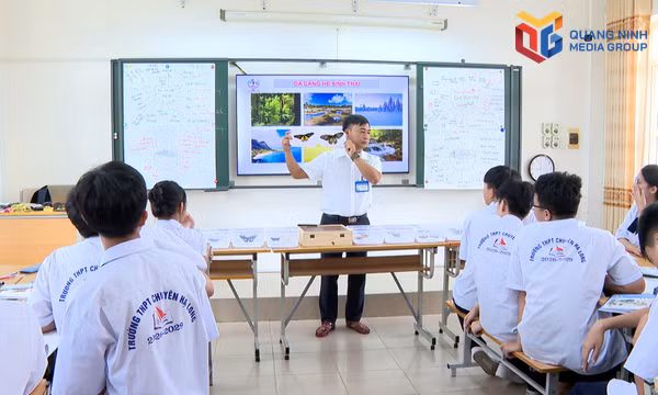 Người thầy giáo học Bác để nâng cao chất lượng giảng dạy