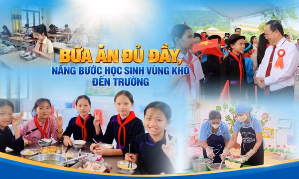 Bữa ăn đủ đầy, nâng bước học sinh vùng khó đến trường