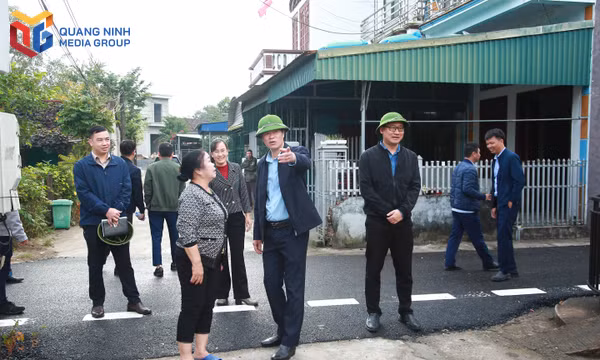 Một năm chính quyền hai cấp: Khi đảng viên gánh vác việc cơ sở - Kỳ 2: Đảng viên đi trước