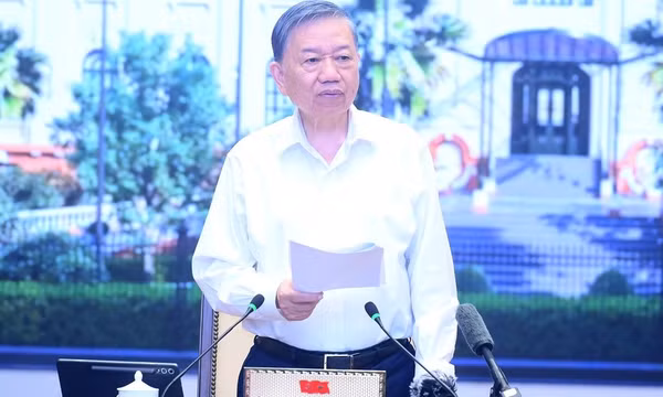 Xây dựng hệ thống an sinh xã hội đa tầng, bao trùm, lấy người dân làm trung tâm