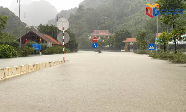 Vận hành hệ thống bơm cưỡng bức chống ngập lụt tại khu vực Đèo Bụt