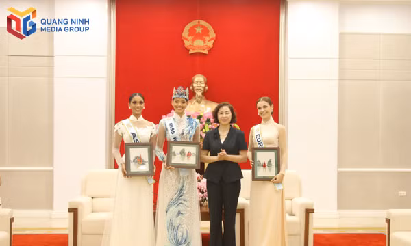 Phó Chủ tịch UBND thành phố Vũ Thị Mai Anh tiếp Top 3 Miss World 2026