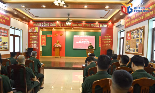 Đại tá Trần Văn Thanh, Phó Chỉ huy trưởng, Tham mưu trưởng BĐBP Quảng Ninh phát biểu bế mạc diễn tập.