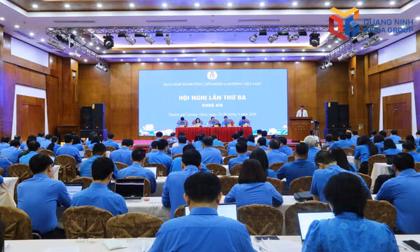 Khai mạc Hội nghị lần thứ 3 Ban Chấp hành Tổng Liên đoàn Lao động Việt Nam khóa XIV