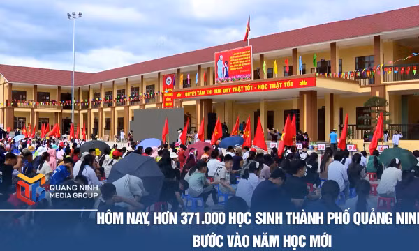 Hôm nay, hơn 371.000 học sinh thành phố Quảng Ninh bước vào năm học mới