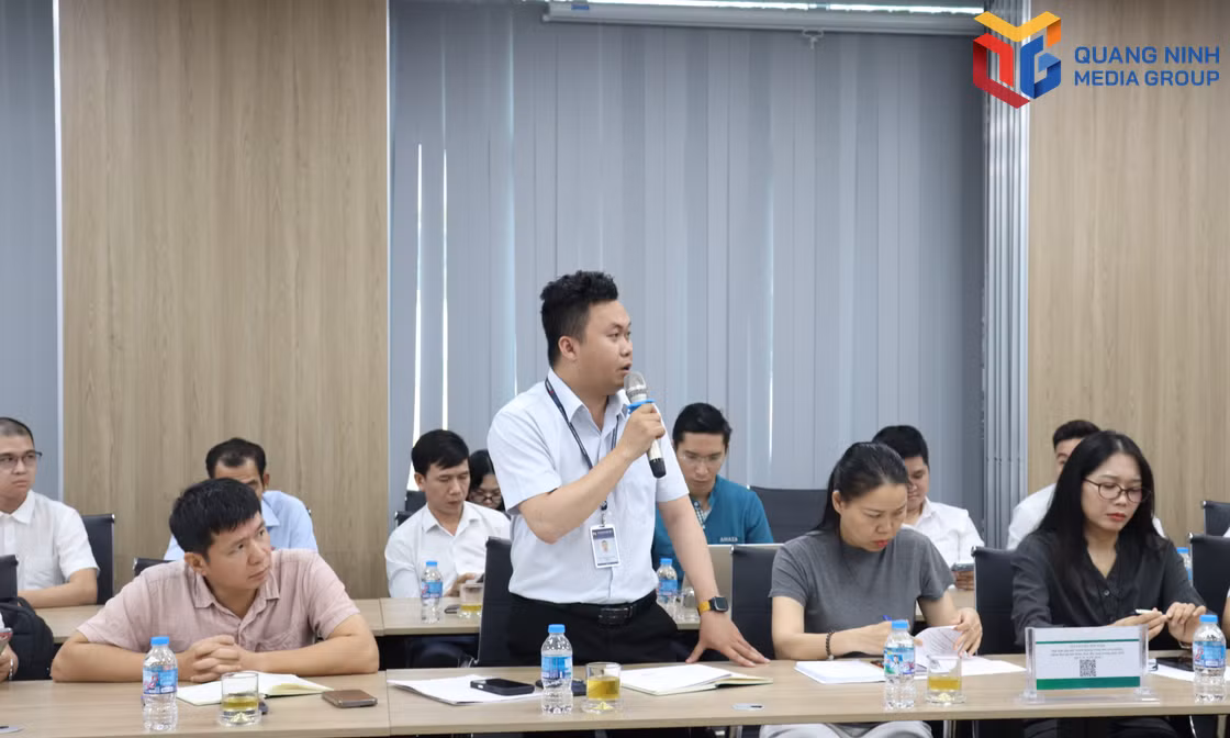 Hội nghị gặp mặt, tháo gỡ khó khăn cho doanh nghiệp trong khu công nghiệp