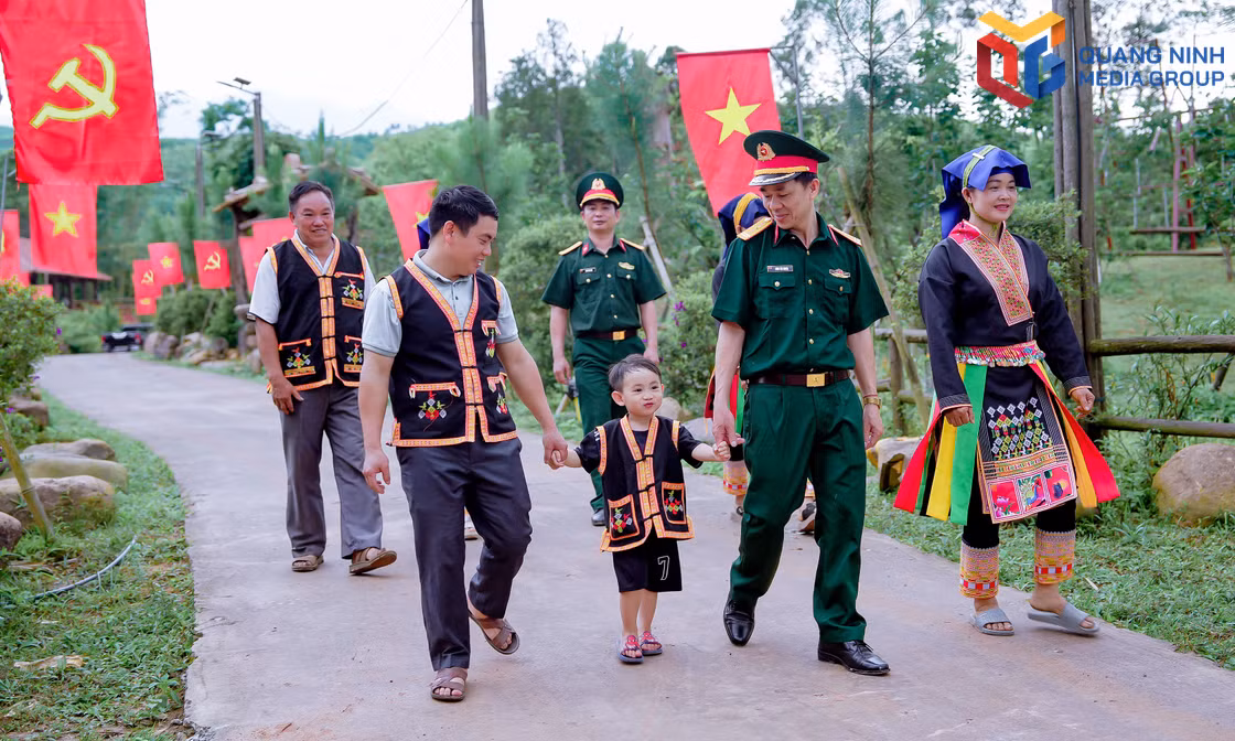 Chi bộ "gieo hạnh phúc" giữa đại ngàn Kỳ Sơn