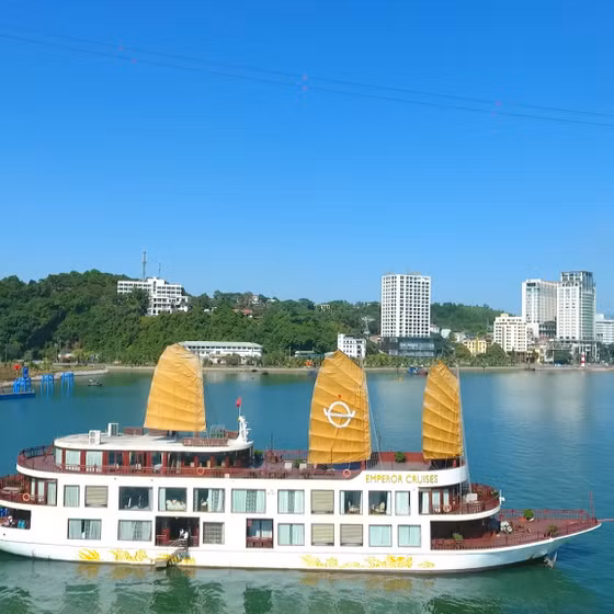 Radio kết nối tháng 3: Mở cửa du lịch: Cơ hội và thách thức của Quảng Ninh 