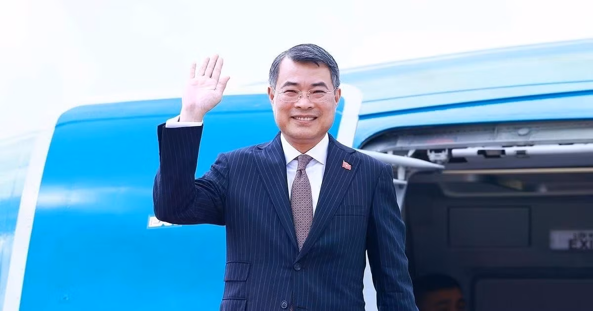 Thủ tướng Lê Minh Hưng rời thủ đô Phnom Penh về nước, kết thúc tốt đẹp chuyến thăm chính thức Vương quốc Campuchia. (Ảnh: TTXVN)