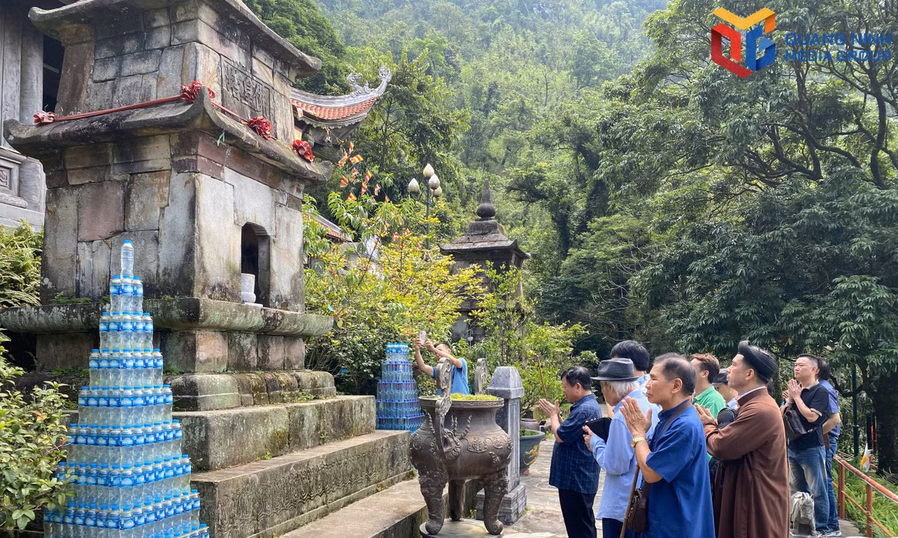 Chương trình trải nghiệm văn hóa và sáng tác VHNT "Ngọa Vân- Miền cảm hứng"