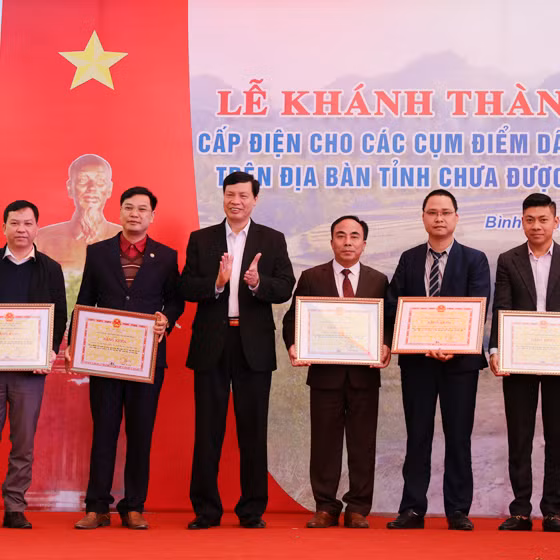 Bản tin thời sự Radio Quảng Ninh 24 giờ, ngày 27/1